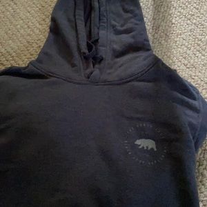 North face sweatshirt. Excellent condition